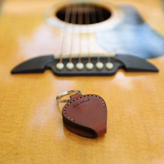 Load image into Gallery viewer, Leather Guitar Pick Holder - Medium Brown

