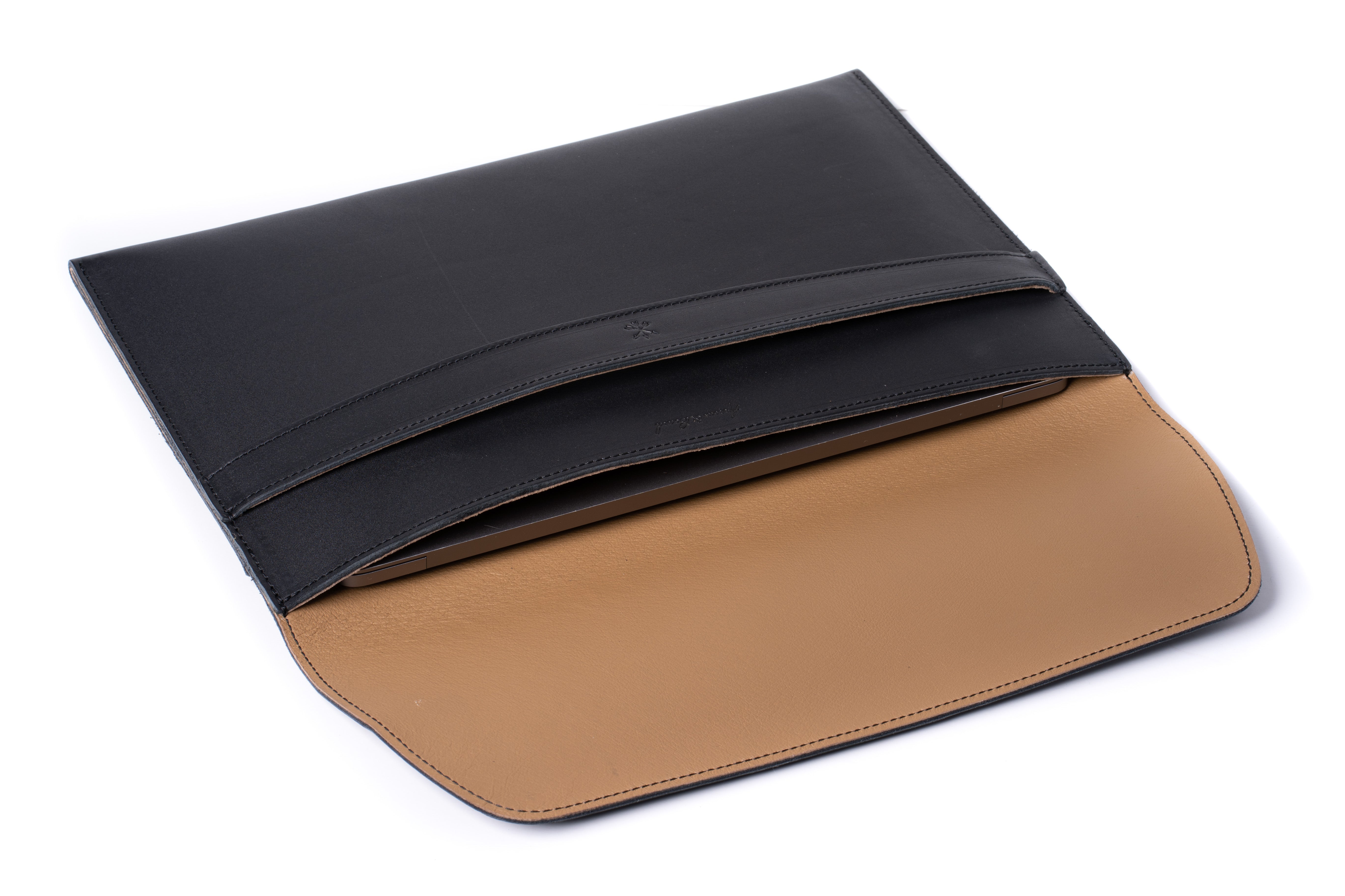 希少!ブラックFRETAG F401 SLEEVE for11 MacBook Full Grain Leather MacBook Sleeve Case - Midnight Black